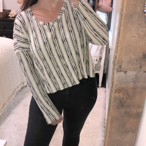 Storia size large striped cropped sweatshirt - Picture 1 of 4
